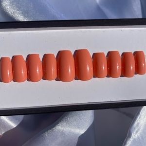 Peach Press On Nails